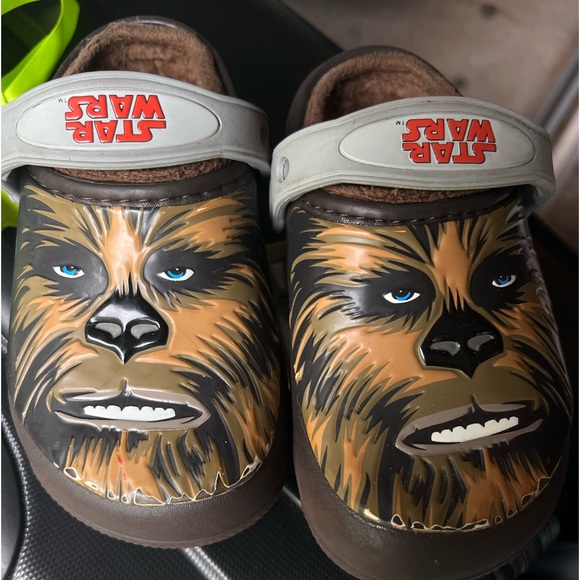 Star Wars Chewbacca  croc shoes size 11 kids. Unisex fleece lined. - Picture 1 of 2